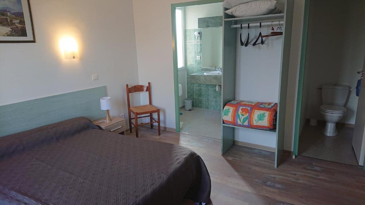 Auberge Le Cevenol ลา กาวาเลอรี ภายนอก รูปภาพ